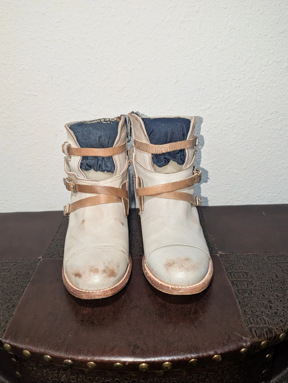 FreeBird CRUE Ice Ankle Boots size 9